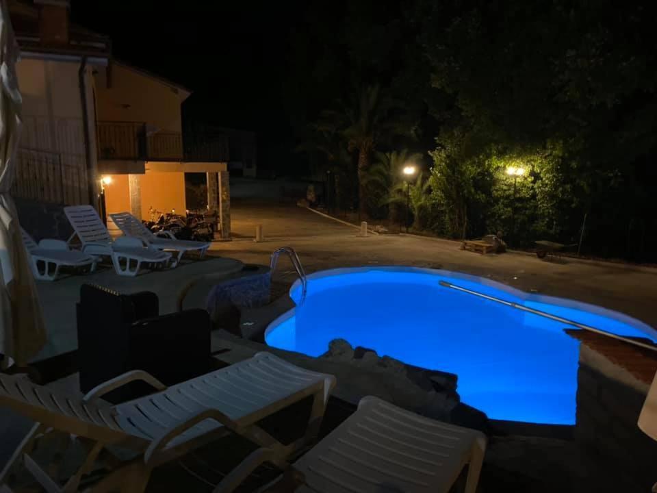 Air B&B Pleasant Moments Больсена Экстерьер фото